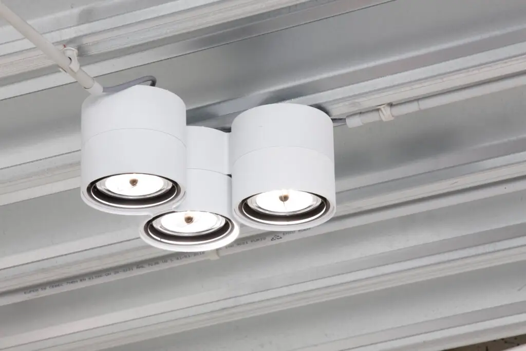 Verlichting in kantooromgeving ontworpen door K-ONCEPT