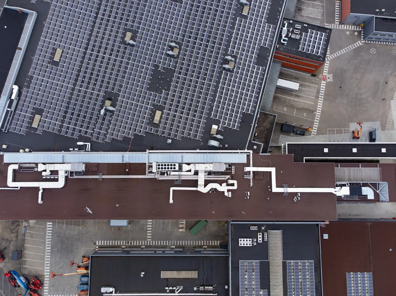 Ventilatiesystemen voor luchtkwaliteit in kantoorruimte door K-ONCEPT